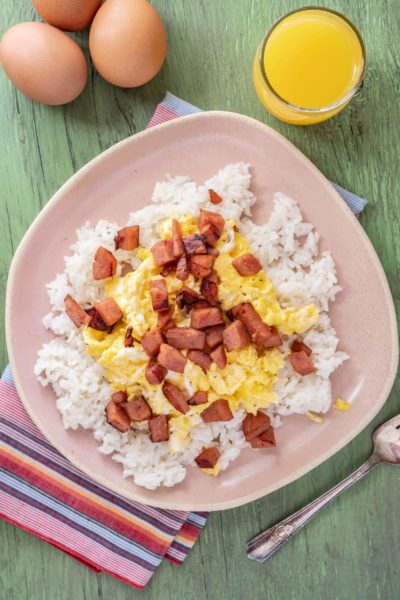 How to Make SPAM eggs and rice
