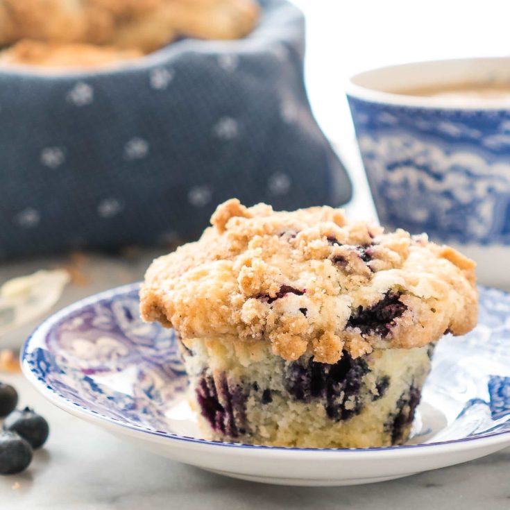 Crumble Blueberry Muffin
