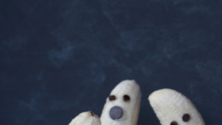 Halloween Fruit Snacks: If you need a healthy kid snack for Halloween, look no farther than these adorable chocolate chip banana ghosts. They're fast and easy to make, and sure to delight kids of all ages. From EatingRichly.com