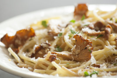 Easy recipe for Chanterelles Mushrooms. Just Chanterelles, pasta, butter, parmesan and parsley. | EatingRichly.com