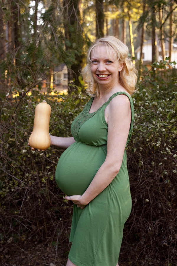 29 weeks pregnant and baby is the size of a butternut squash. Great maternity photo idea! EatingRichly.com