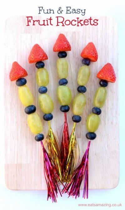 These fun fruit rockets will help get your kids excited for the real rockets coming later. Get more holiday edible art projects that kids can make at EatingRichly.com