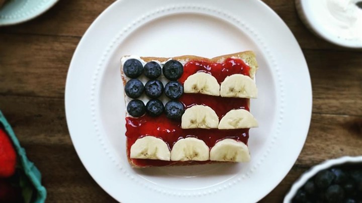 Your kids can help make this toast for breakfast, lunch, or any time of the day! Get more 4th of July Snacks that kids can make at EatingRichly.com