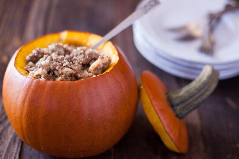 This ground red meat dinner in a pumpkin is is no longer only easy to absorb, it be moreover a kid good dinner that would possibly well have your miniature ones begging for extra! From EatingRichly.com  Floor Crimson meat Dinner in a Pumpkin beef rice in pumpkin 4452 800x533