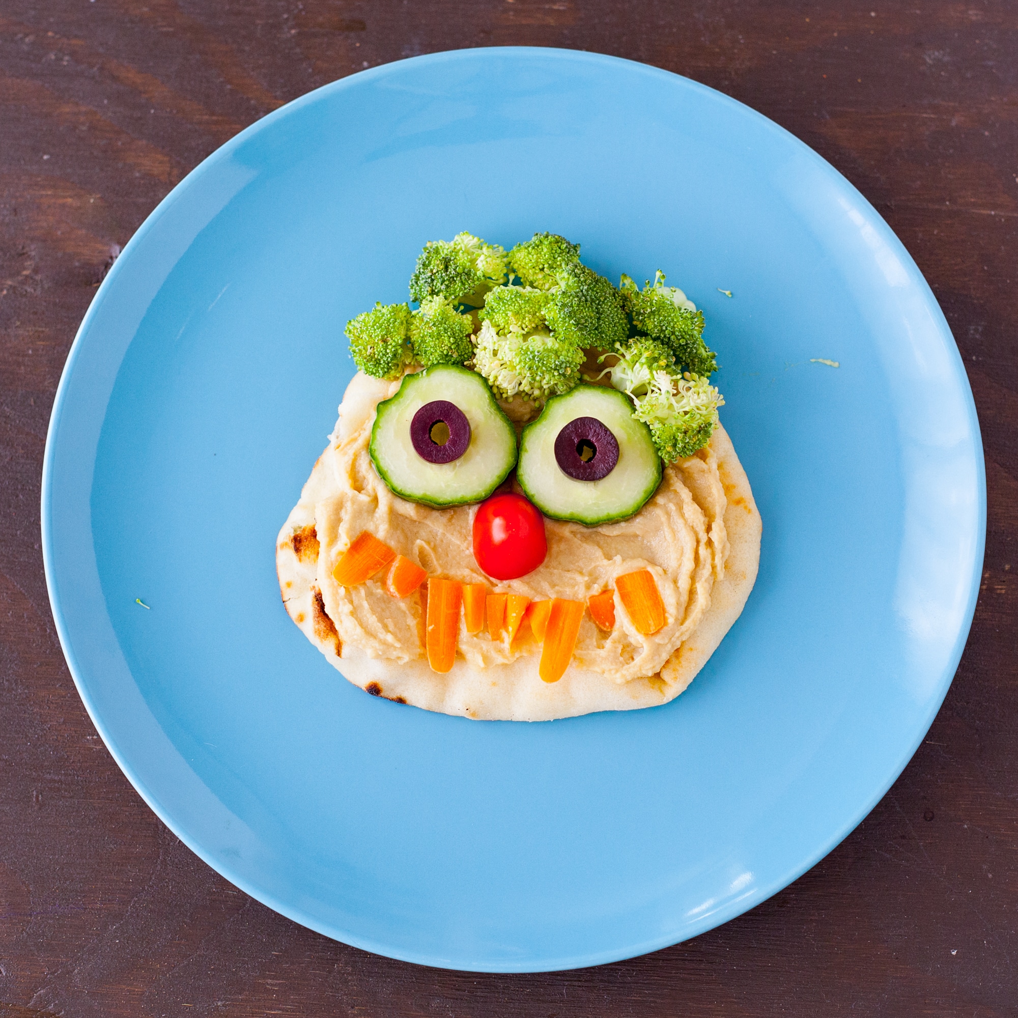 This friendly hummus monster is adorable any time of year, but makes the perfect healthy Halloween lunch for kids. And it's so easy to make! From EatingRIchly.com