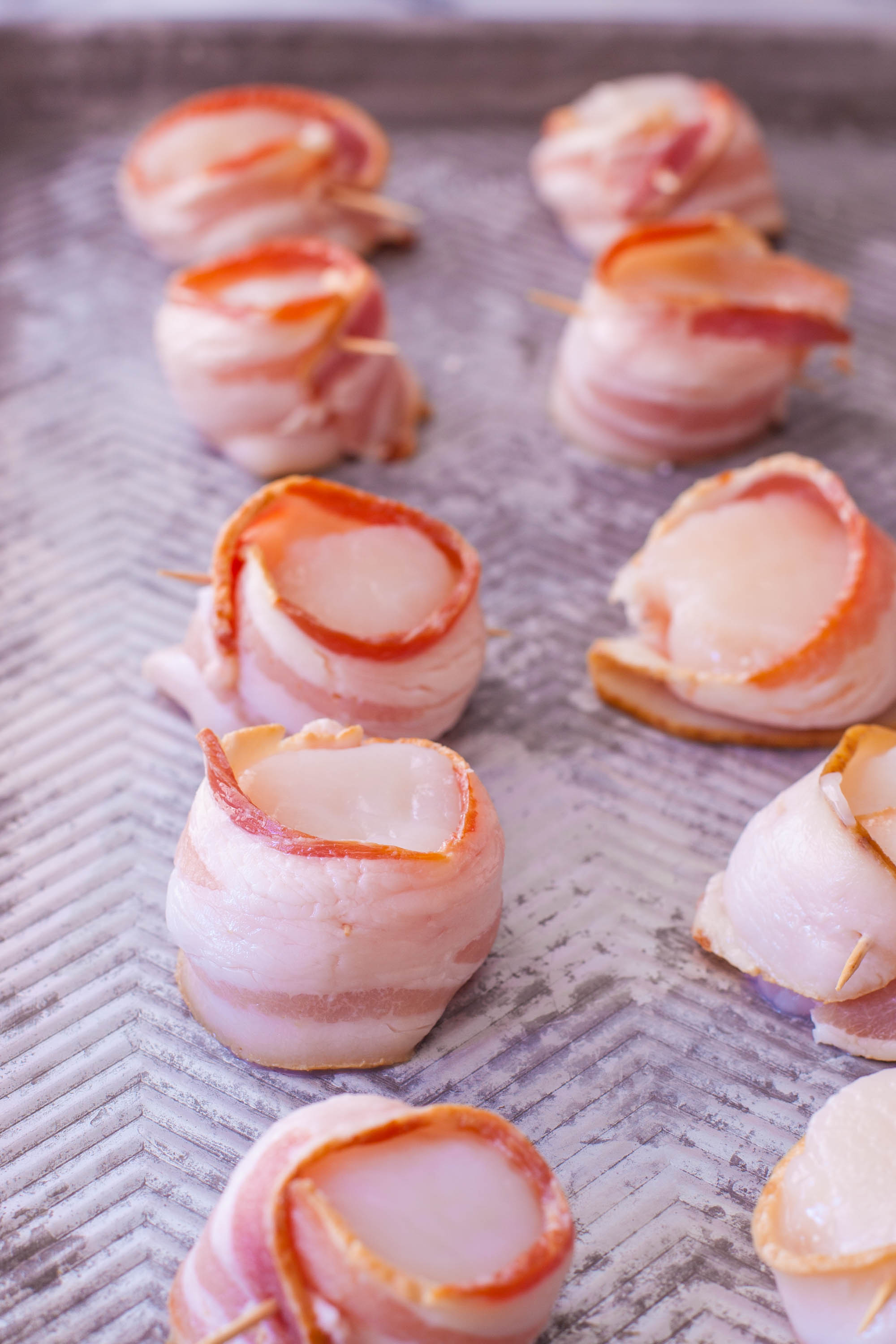 How to Make Bacon Wrapped Scallops in the Oven