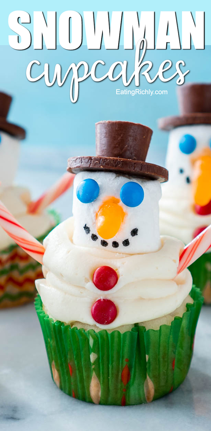 It's easy to turn your favorite cupcake recipe into cute holiday snowman cupcakes using marshmallows and candy. #christmas #christmasbaking #baking #holidaybaking #ediblegift #cupcakes #christmas cupcakes #snowman #snowmen #cutefood